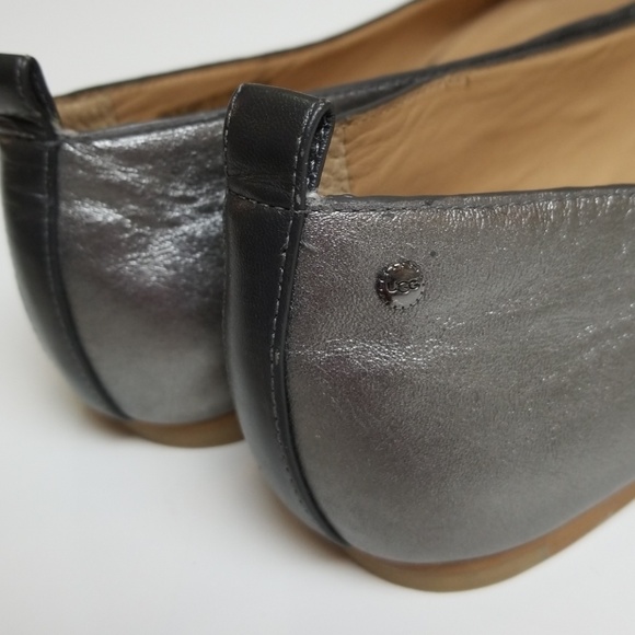 Ugg flats size 9 - Picture 4 of 7